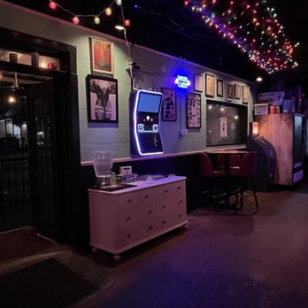 Jackie O's Cocktail Club