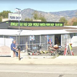 San Bernardino Collective - IT USED TO BE A PAWN SHOP AND BEFORE THAT A FRUIT STAND... IT SHOULD HAVE STAYED THAT WAY. SHITTY DISPENSARY!