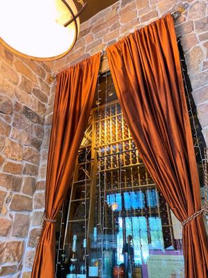 Willow Creek Restaurant by null