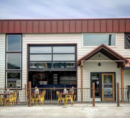 TT’s Old Iron Brewery by null