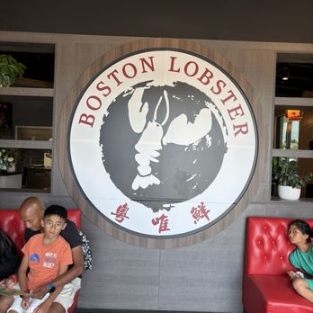 Boston Lobster - Waiting area - Chinese Near Me - Rosemead, California Boston Lobster - Waiting area - Chinese Near Me - Rosemead, California