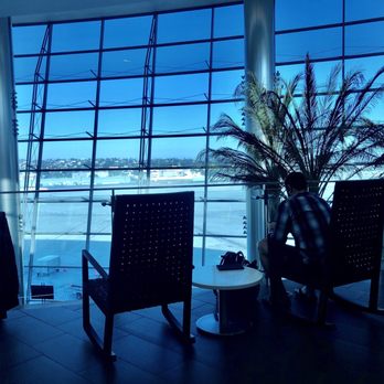 Delta Sky Club - Airport Lounges Near Me - San Diego, California