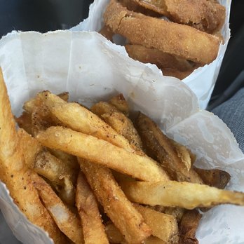 Daglas Drive In - Burgers Near Me - Winnetka, California