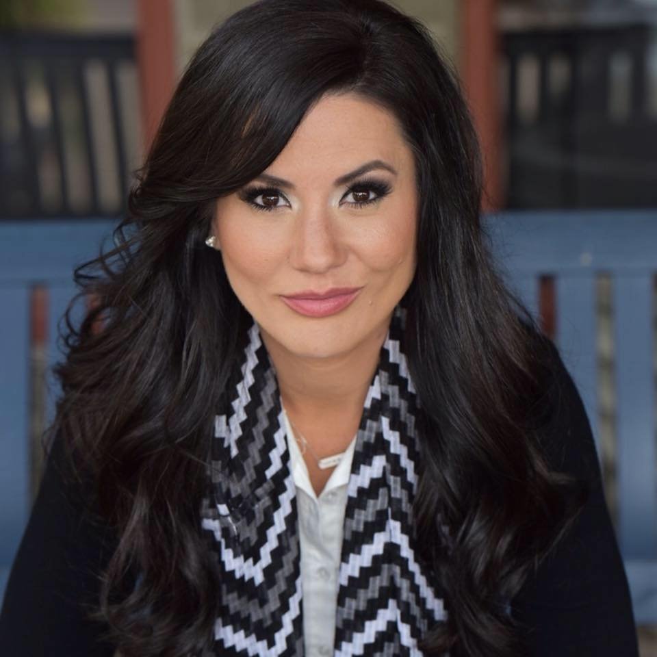 ELIZABETH LIZ LOVETT TRU REALTY Updated August 2024 7373 N