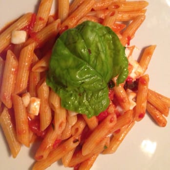 Song 'e Napule - Pasta :) - Italian Near Me - Sorrento, NA