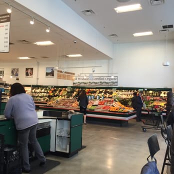 MOM's Organic Market - Clean - Grocery Near Me - Fairfax, Virginia