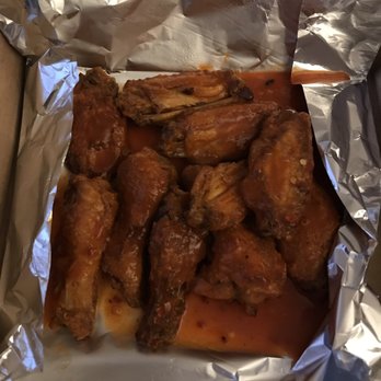 Mr. Pizza - Small hot wings. - Pizza Near Me - Toronto, Ontario