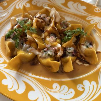 Pink Mamma - Pasta stuffed with lobster in a bisque sauce - Steakhouses Near Me - Paris, 75
