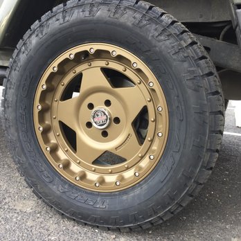 Snow's Auto - Custom Wheels - Car Stereo Installation Near Me - Spokane, Washington Snow's Auto - Custom Wheels - Car Stereo Installation Near Me - Spokane, Washington