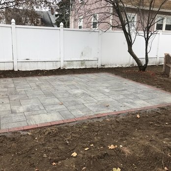 Atlantic Masonry & Tile - LOVE MY PATIO! Belgard Lafitt Grana in Sable Blend with Red Brick border. - Masonry/Concrete Near Me - Melrose, Massachusetts