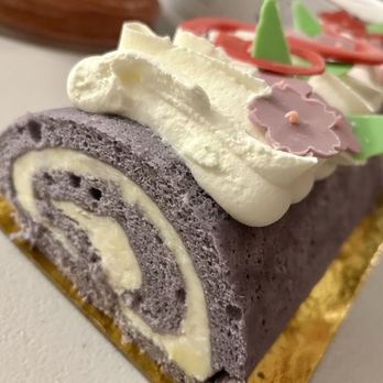 Masse's Pastries - Ube roll cake for lunar new year - Bakeries Near Me - Berkeley, California