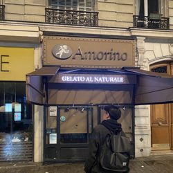 Amorino - Magasin fermé a 22h13 le jeudi 27 alors que les horaires d'ouverture indiqués sont jusqu'à 23h30
