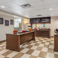 Hampton Inn & Suites-Dallas Allen - Breakfast Area