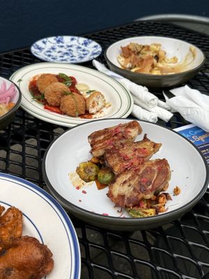 Moonshot Tavern by null