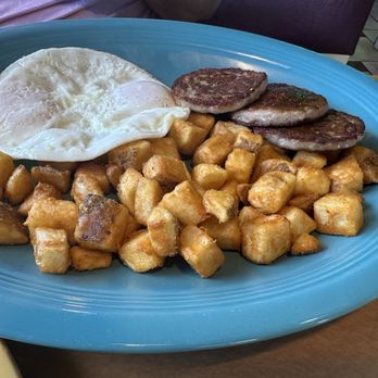 Oak Diner - Patti - Diners Near Me - Royal Oak, Michigan