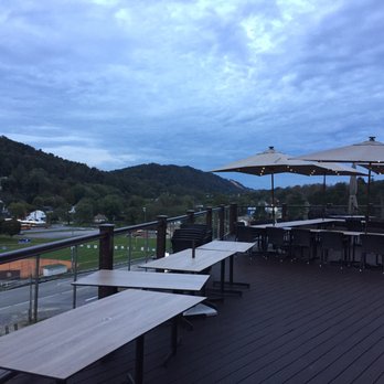 Canary Grill - 10/19/18 Canary Grill in Berkeley Springs, West Virginia - New American Near Me - Berkeley Springs, West Virginia