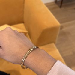 Ideal Cut Jewelers - Gold bangles that Mr. Tan made round again