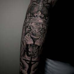 Valenxia Ink - Lion tattoo
