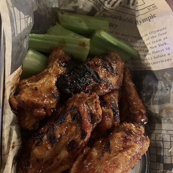 Louie's Lounge - chicken wings and celery - Lounges Near Me - Attica, New York