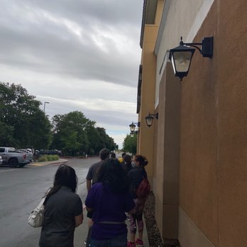 Trader Joe's - Long line - Grocery Near Me - Elk Grove, California Trader Joe's - Long line - Grocery Near Me - Elk Grove, California