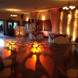 DJ Master Key - Free Complete venue uplighting to match your decor!