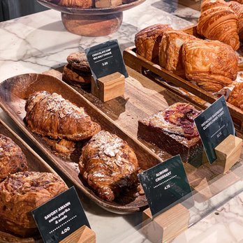 Cafe d’Avignon - Bakeries Near Me - New York, New York