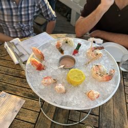 Duryea's Lobster Deck & Seafood Market - Failed partial seafood tower