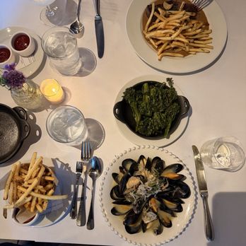 Angele Restaurant & Bar - French Near Me - Napa, California