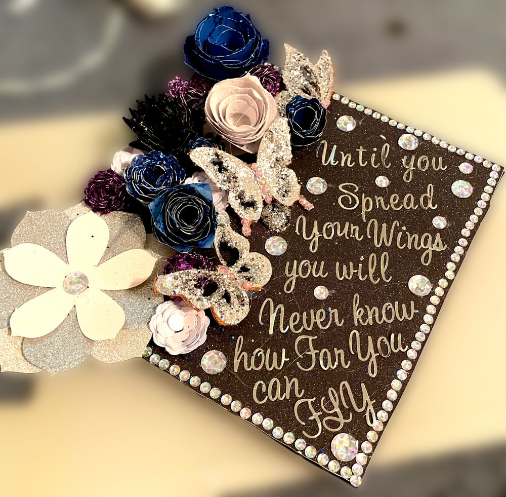 Sabrina’s Cakes, Crafts and more Logo