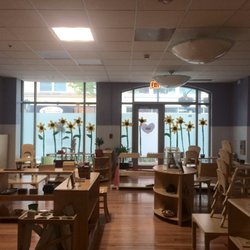 University Village Montessori School