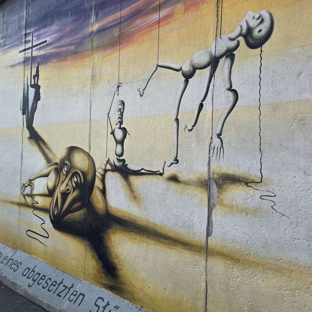 East Side Gallery - Landmarks & Historical Buildings Near Me - Berlin, BE