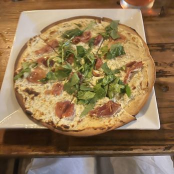 Rustic Roots - Gluten free goat cheese, tomato and arugula flat bread -that was sooo good! - Gastropubs Near Me - Burlington, Wisconsin Rustic Roots - Gluten free goat cheese, tomato and arugula flat bread -that was sooo good! - Gastropubs Near Me - Burlington, Wisconsin