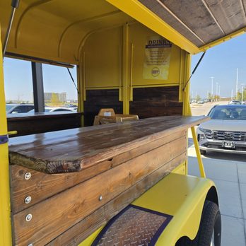 Urban Egg - Outdoor bar - Breakfast & Brunch Near Me - Fort Worth, Texas Urban Egg - Outdoor bar - Breakfast & Brunch Near Me - Fort Worth, Texas