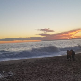 The Wedge - Beaches Near Me - Newport Beach, California
