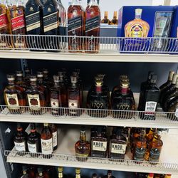 Grimes Liquor Shop