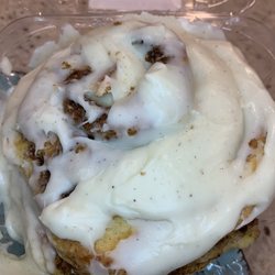 Blondie's Doughnuts - Grandma's sweet roll