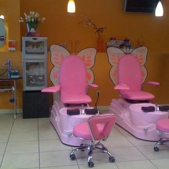 Ballas Nails & Spa - Nail Salons Near Me - Saint Louis, Missouri