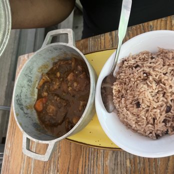 Dukunoo - Lik Yuh Finga Oxtail Plate - Caribbean Near Me - Miami, Florida
