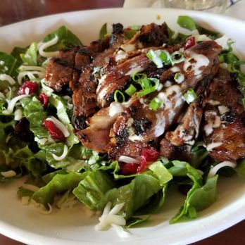 Buzz's - Teriyaki steak salad - Steakhouses Near Me - Kailua, Hawaii