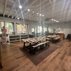 The Paper Herald - Interior