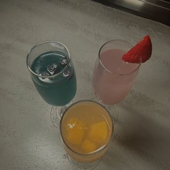 Casa Luna Brunch & Bar - Virgin mimosas (pink lemonade, peach, and sunrise) - Breakfast & Brunch Near Me - Covina, California Casa Luna Brunch & Bar - Virgin mimosas (pink lemonade, peach, and sunrise) - Breakfast & Brunch Near Me - Covina, California