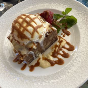 Geoffrey's Malibu - bread pudding - Seafood Near Me - Malibu, California