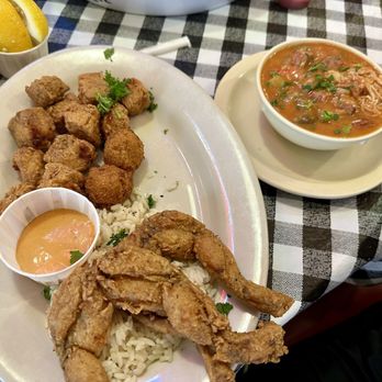 Flying Fish - Cajon platter - gator, frog, and jambalaya - Cajun/Creole Near Me - Fort Worth, Texas Flying Fish - Cajon platter - gator, frog, and jambalaya - Cajun/Creole Near Me - Fort Worth, Texas
