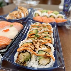 Sun Sun Sushi Shop - Tempura Kabuki Roll