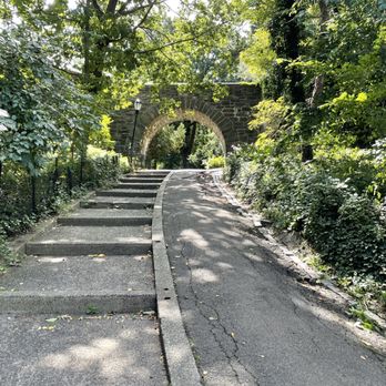 Fort Tryon Park - Parks Near Me - New York, New York Fort Tryon Park - Parks Near Me - New York, New York