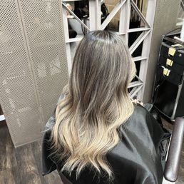 Balayage ash blonde Balayage ash blonde