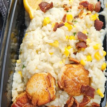 Portside Tavern - Scallops with rice. Delicious as well. - American Near Me - Hyannis, Massachusetts Portside Tavern - Scallops with rice. Delicious as well. - American Near Me - Hyannis, Massachusetts