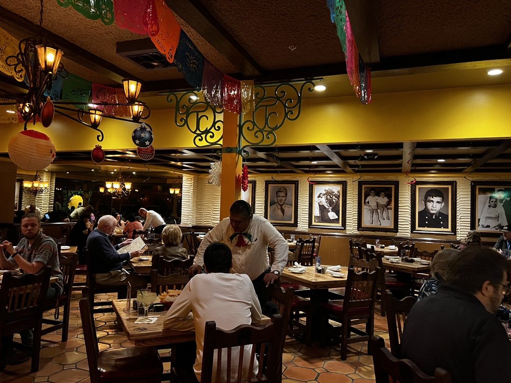 El Tiempo Cantina - Galleria