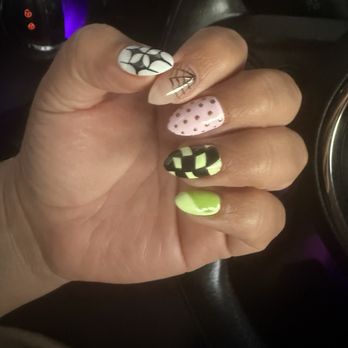 ORGANIC NAILS- Spa & Lounge - The details!! Get outta here Queen is an artist ! - Nail Salons Near Me - Brea, California ORGANIC NAILS- Spa & Lounge - The details!! Get outta here Queen is an artist ! - Nail Salons Near Me - Brea, California