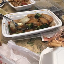 Golden City Chinese Cuisine - Boneless chicken with vegetables